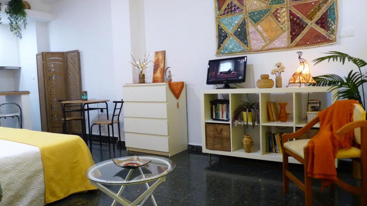Estudio Con Encanto En La Carihuela Torremolinos Exteriör bild